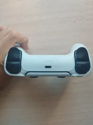 Mando PS5 ESTROPEADO
