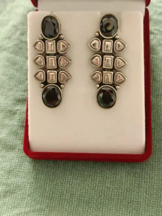 Orecchini etnici pietre nere metallo