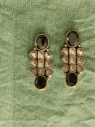 Orecchini etnici pietre nere metallo