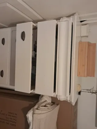 Cómoda de madera blanca 6 cajones