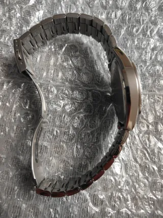 Reloj Lotus Cronógrafo Gris y Plateado