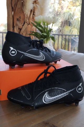 Botas Fútbol Nike Mercurial Talla 39 Sin estrenar.