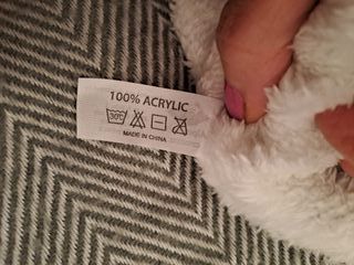 Cappellino gufetto con pompon