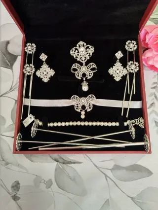 Aderezo Fallera Niña Plata y Perlas