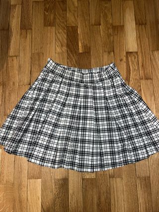 Falda cuadros blanco y negro