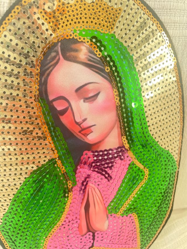 Parche Virgen de Guadalupe lentejuelas