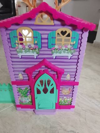 Casita Echantimals Morada y Rosa