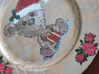 Piatto centrotavola natalizio con orsetto