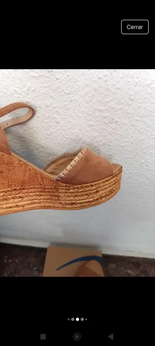 Sandalias cuña beige y rosa
