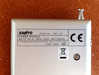 Radio transistor de bolsillo Sanyo RP-57