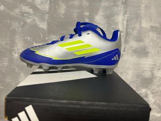 Zapatillas fútbol Adidas Talla 31