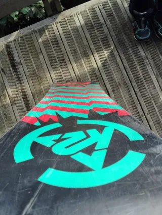 Tavola da snowboard K2 e scarponi per bambini