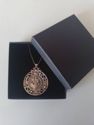 Collar San Benito chapado plata antigua.60cm.