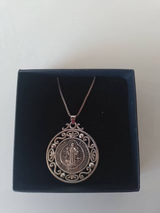 Collar San Benito chapado plata antigua.60cm.