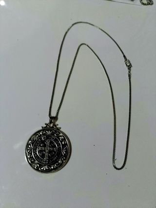 Collar San Benito chapado plata antigua.60cm.