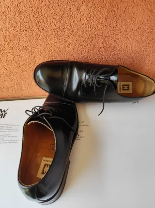 Zapatos Magnanni Talla 42 Negros
