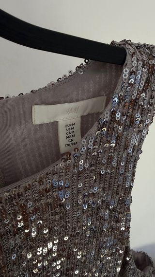 Top lentejuelas H&M gris/plata. talla M.