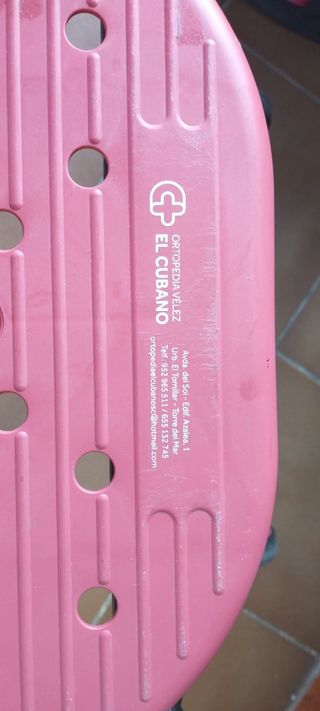 Andador para discapacitados o personas mayores