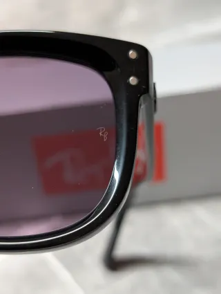 Occhiali da sole Ray-Ban Wayfarer Reverse Viola
