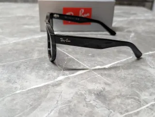 Occhiali da sole Ray-Ban Wayfarer Reverse Viola
