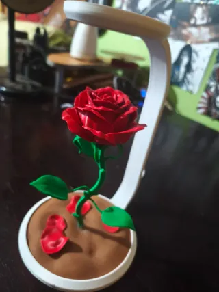 Lámpara Rosa Encantada Bella y Bestia