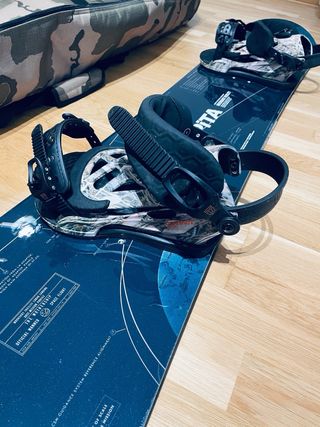 Tabla snowboard Capita + Fijaciones