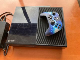 Console Xbox One Nera + Controller