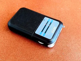 Radio de bolsillo DAEWOO DRP-8 AM/FM