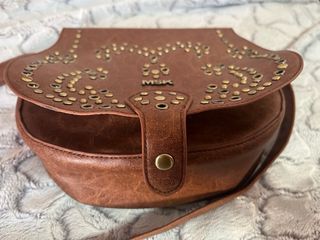 Bolso Misako Marrón Tachuelas