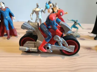 Lote Figuras Superhéroes Marvel DC