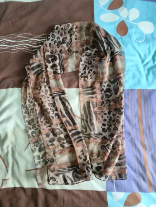 Fular estampado leopardo