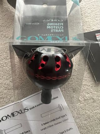 Pomo Carretes Combate Gomexus Daiwa Shimano 41mm