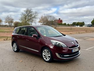 Renault Grand Scenic 2013