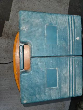 Caja de herramientas con accesorios