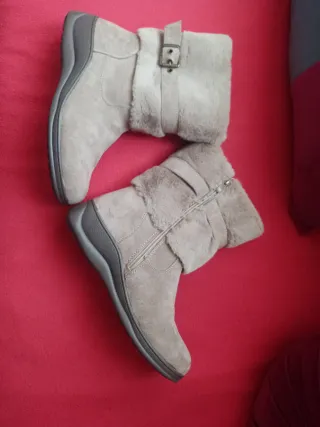 Botines ante beige con pelo