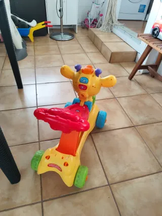 Correpasillos patinete Vtech Jirafa con Cámara