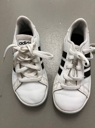 Zapatillas Adidas Blancas T28