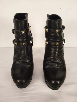 Stivaletti neri tacco 12 con borchie