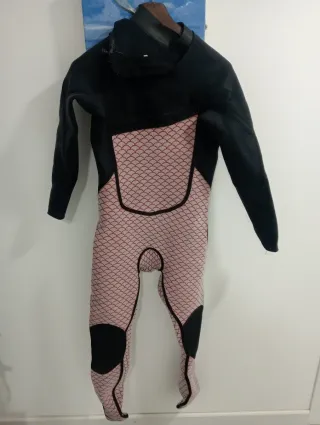 Traje de neopreno negro