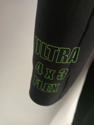 Traje de neopreno negro