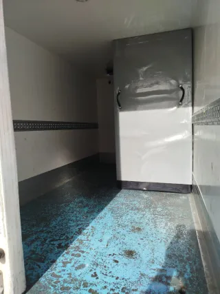 Camión isotermo listo para trabajar