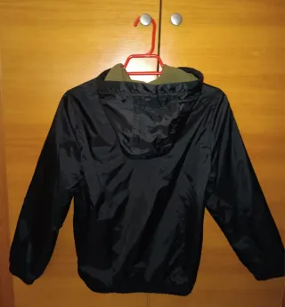 Chaqueta Benetton Negra con Logo