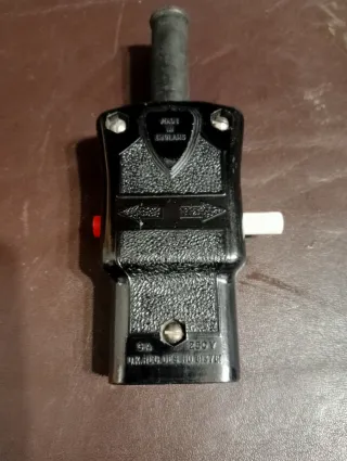 Interruptores antiguo Made in England .