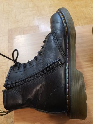 Botas Dr. Martens Air Wair Negras, 36 de Niños