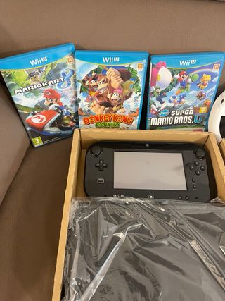 Nintendo Wii U Negra Premium Pack + Juegos