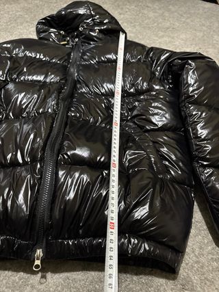 Chaqueta Puffer Negra Brillante