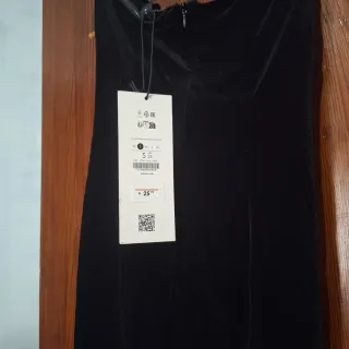 Vestido negro Bershka