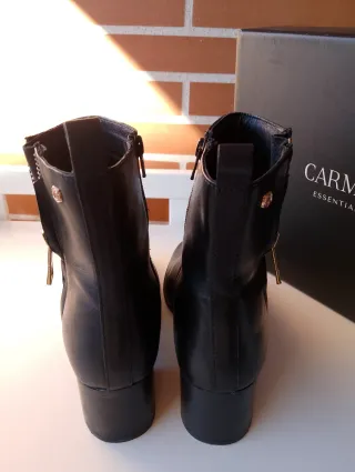 Botines Carmela Negros Talla 40