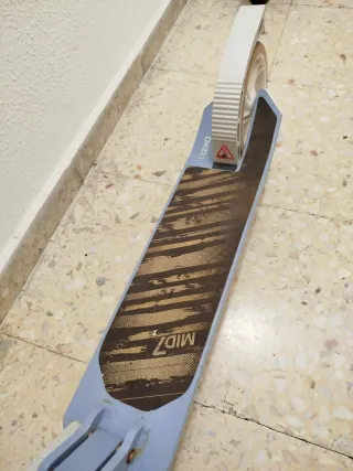 Patinete decathlon oxelo MID7 celeste