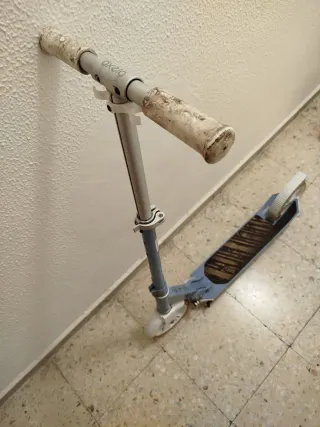 Patinete decathlon oxelo MID7 celeste